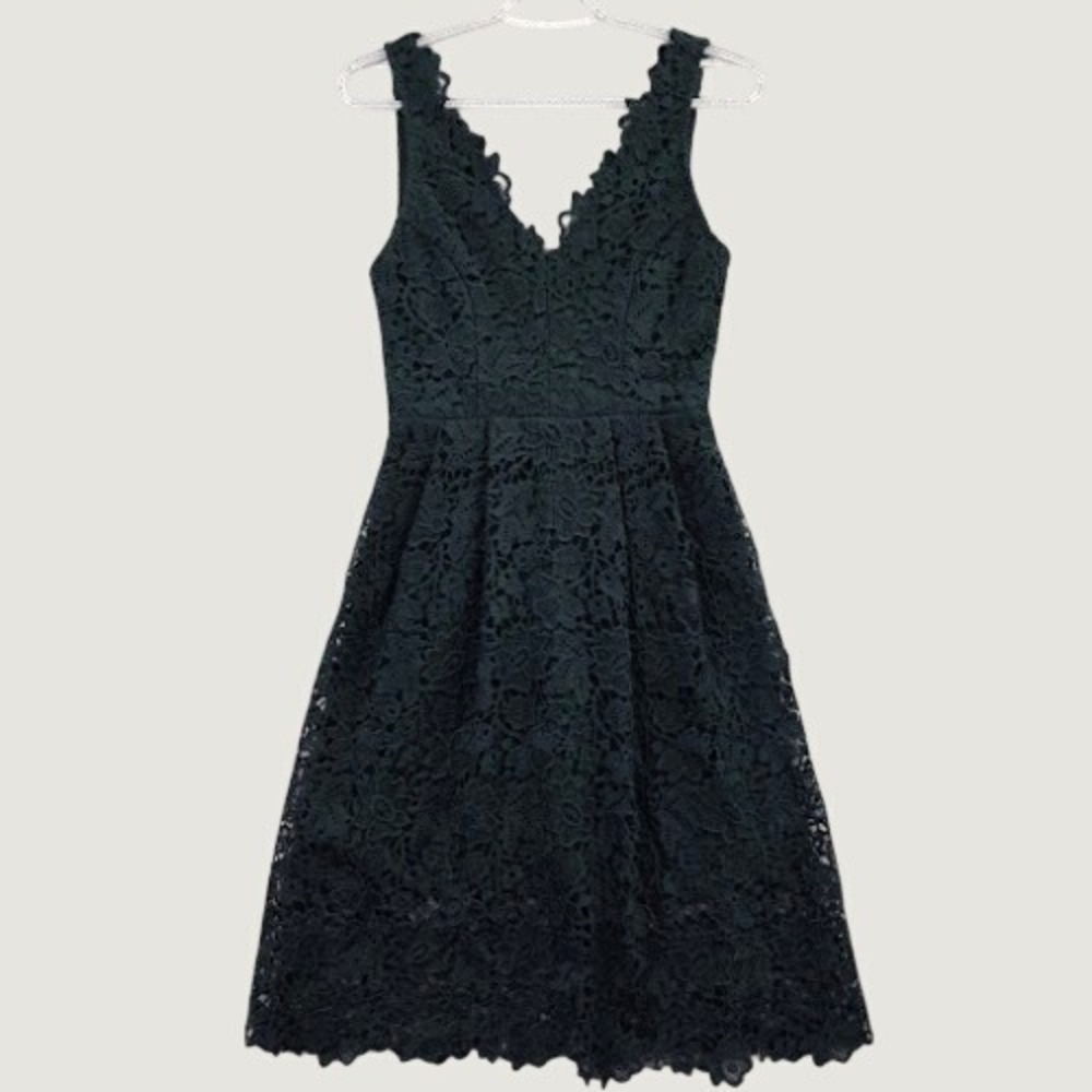 ASTR The Label Dress Womens Small Hunter Green Crochet Lace V-Neck Midi Cocktail
